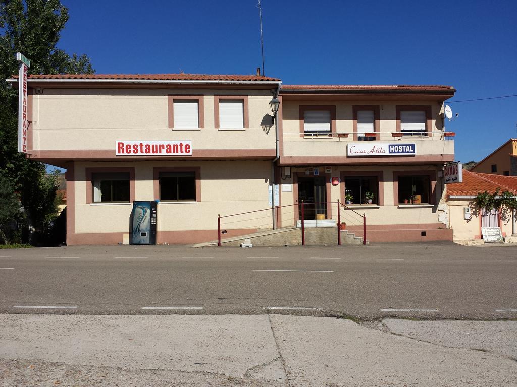 Hostal Atila Ricobayo Εξωτερικό φωτογραφία