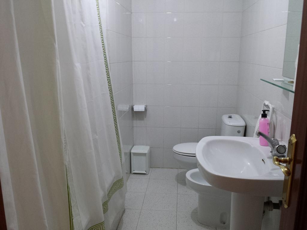 Hostal Atila Ricobayo Δωμάτιο φωτογραφία