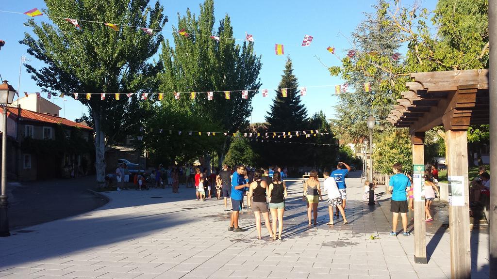 Hostal Atila Ricobayo Εξωτερικό φωτογραφία